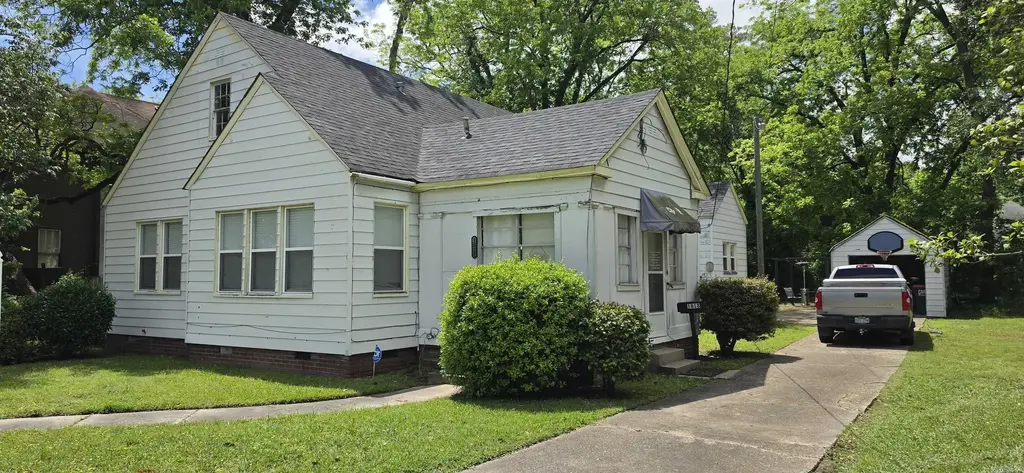 1818 S Olive Street, Pine Bluff
