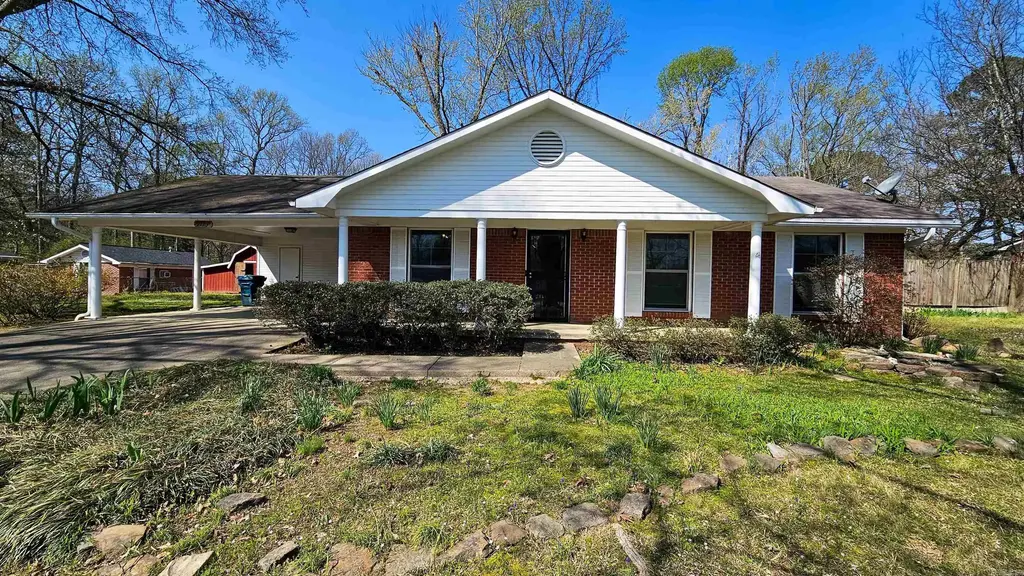 9727 Lanehart Road, Little Rock