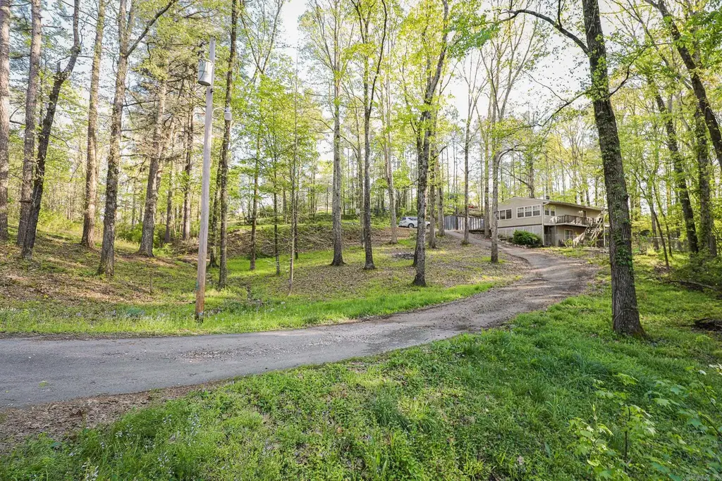 2215 Gwin Lane, Benton