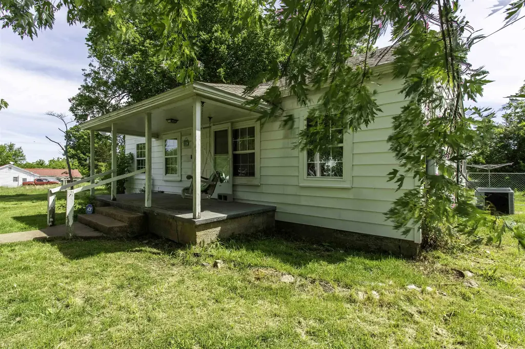 101 2nd Street, Oxford