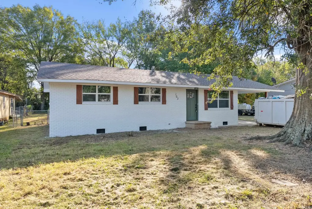 103 Maple Street, McCrory