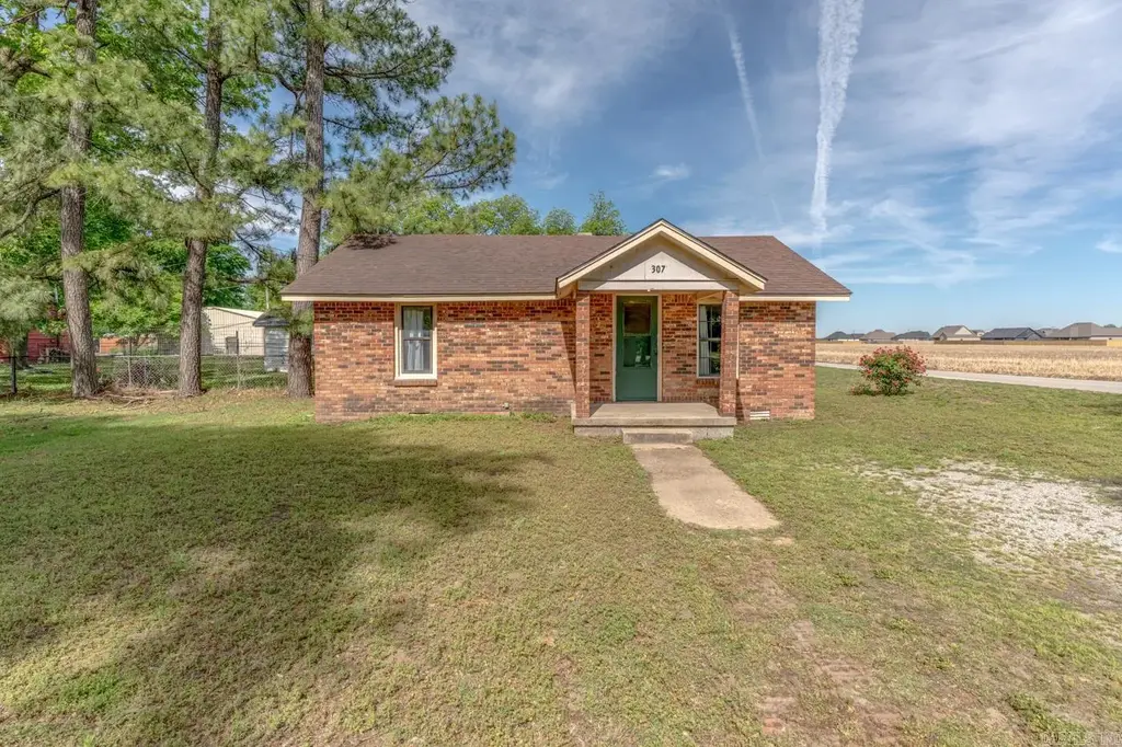 307 N Williams St Street, Monette