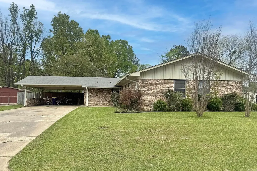 1550 Leona Drive, Ashdown