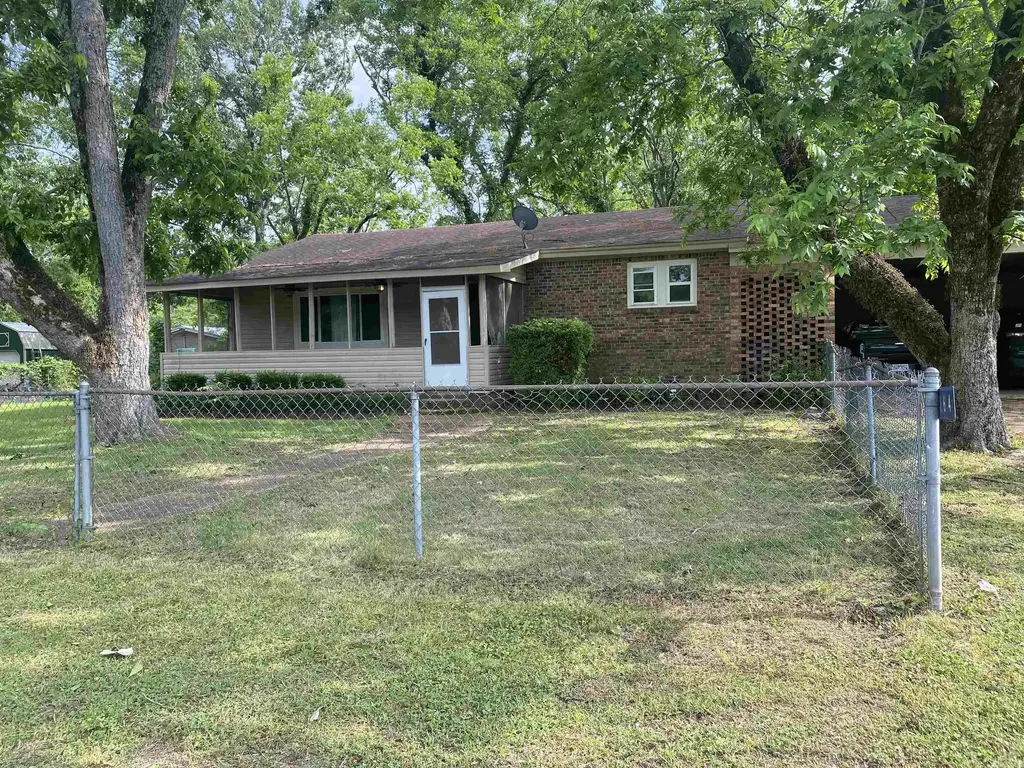 164 E Main Street, Calion