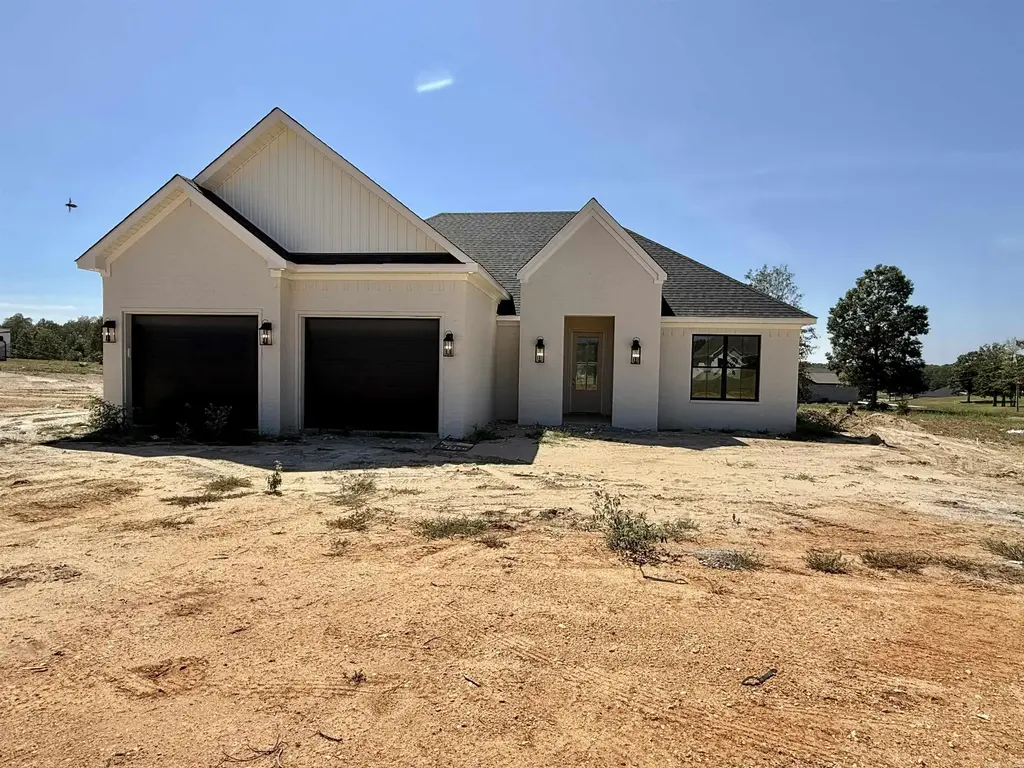 4015 Creek Top, Bauxite