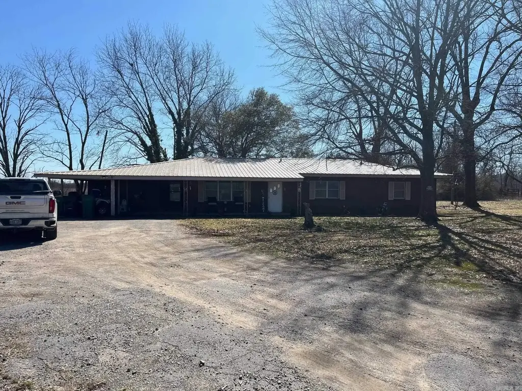 4300 S Highway 65, Pine Bluff