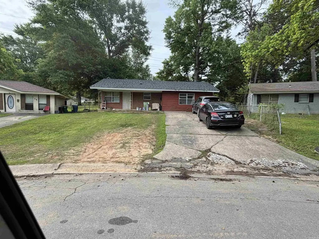 17 Newland Drive, Little Rock