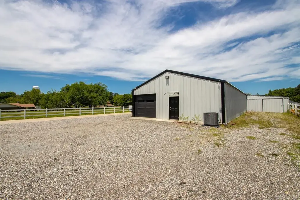 4102 Northshore Dr, Benton