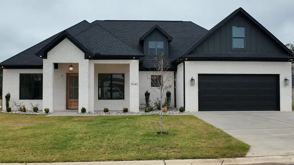 7043 Star Dust Lane, Alexander