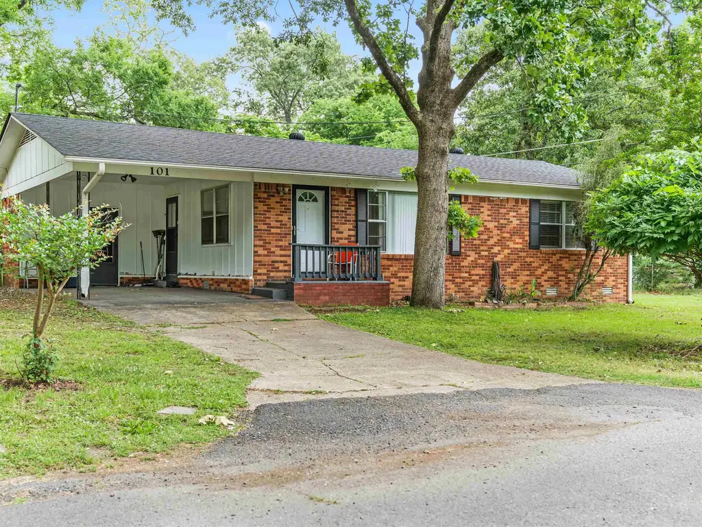 101 Puttman Street, Hot Springs