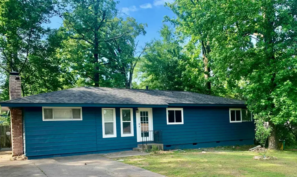 5 Roxbury Drive, Little Rock