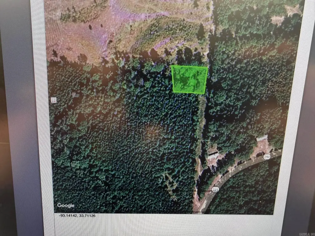 Tbd Easement Rd Hwy 299, Bluff City
