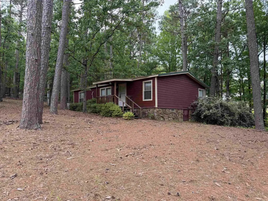 25 Kinderhook Rd., Edgemont
