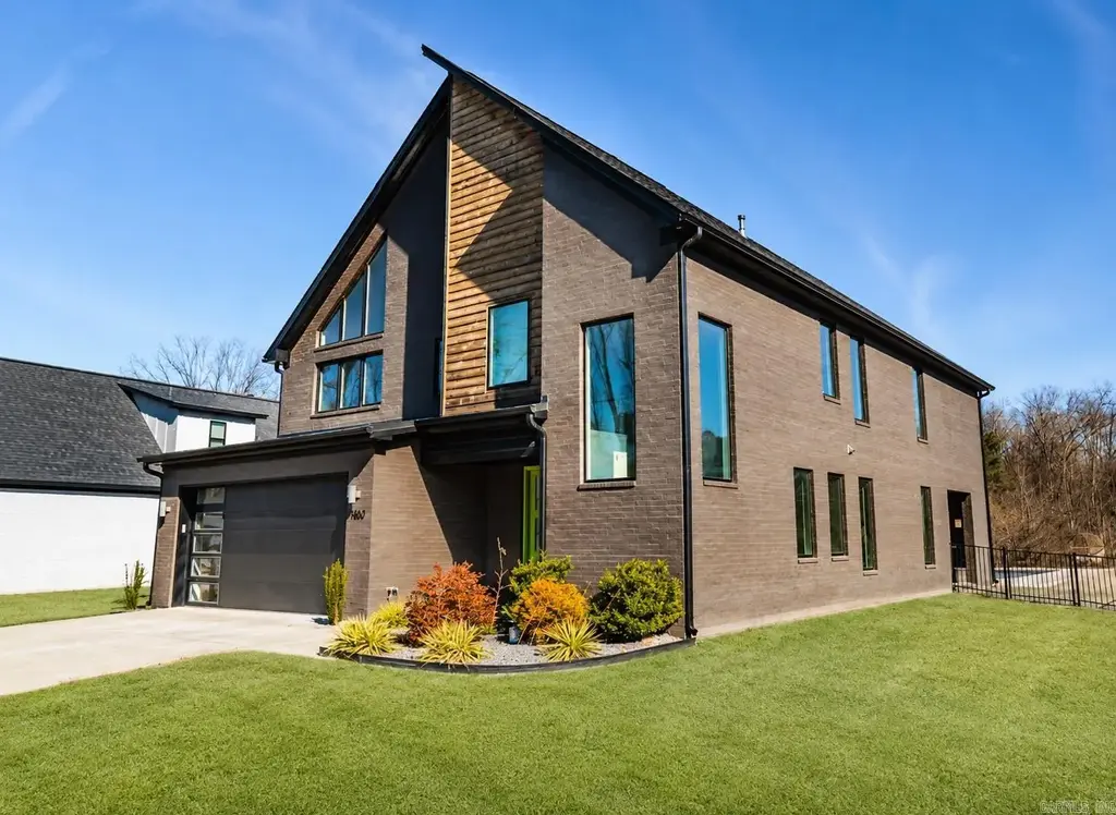 7800 South Shoreline Blvd, Benton