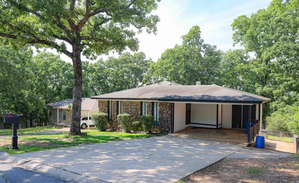 5020 Lynn Lane, North Little Rock