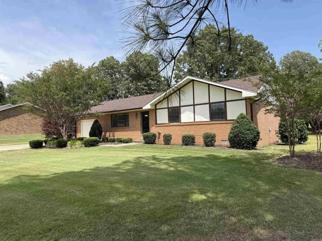 755 N 12th Ave, Piggott