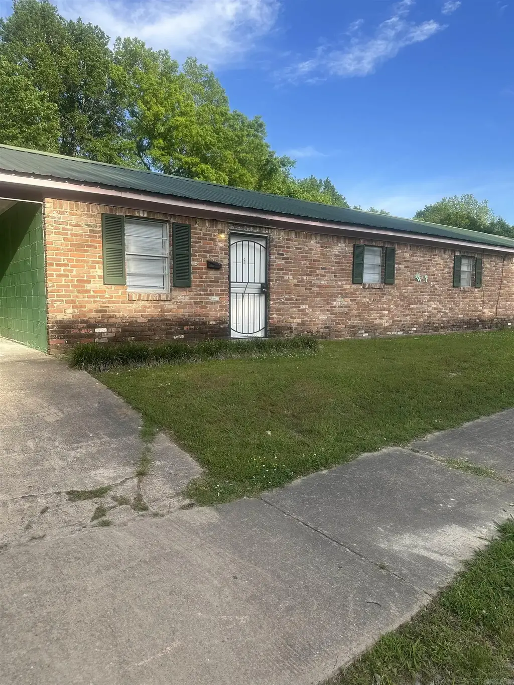 1107 S Cypress Street, Pine Bluff