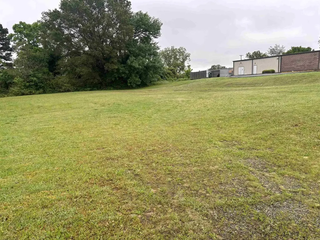 000 N Maple Street, Searcy