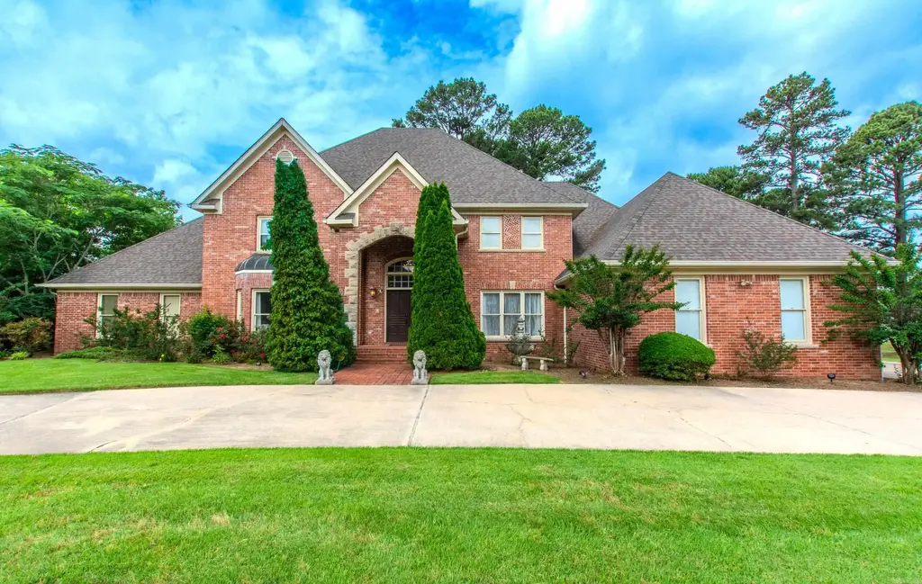 1 Club Manor Drive, Maumelle