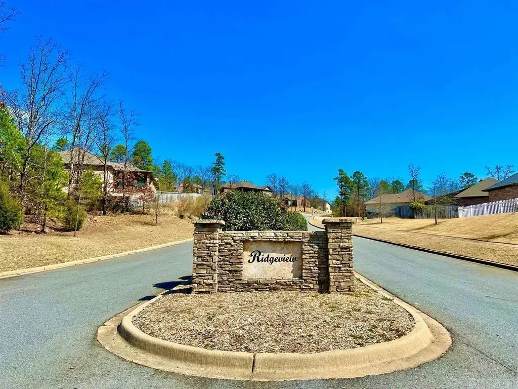 2 Cedar Cove, Maumelle
