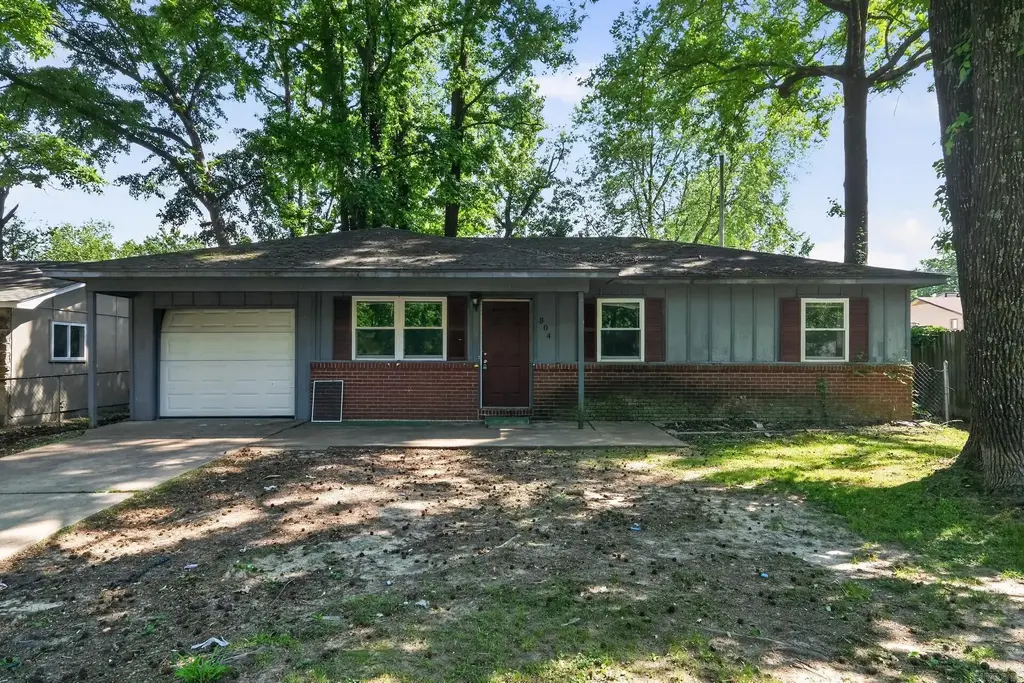 804 Towering Oaks Drive, Jacksonville