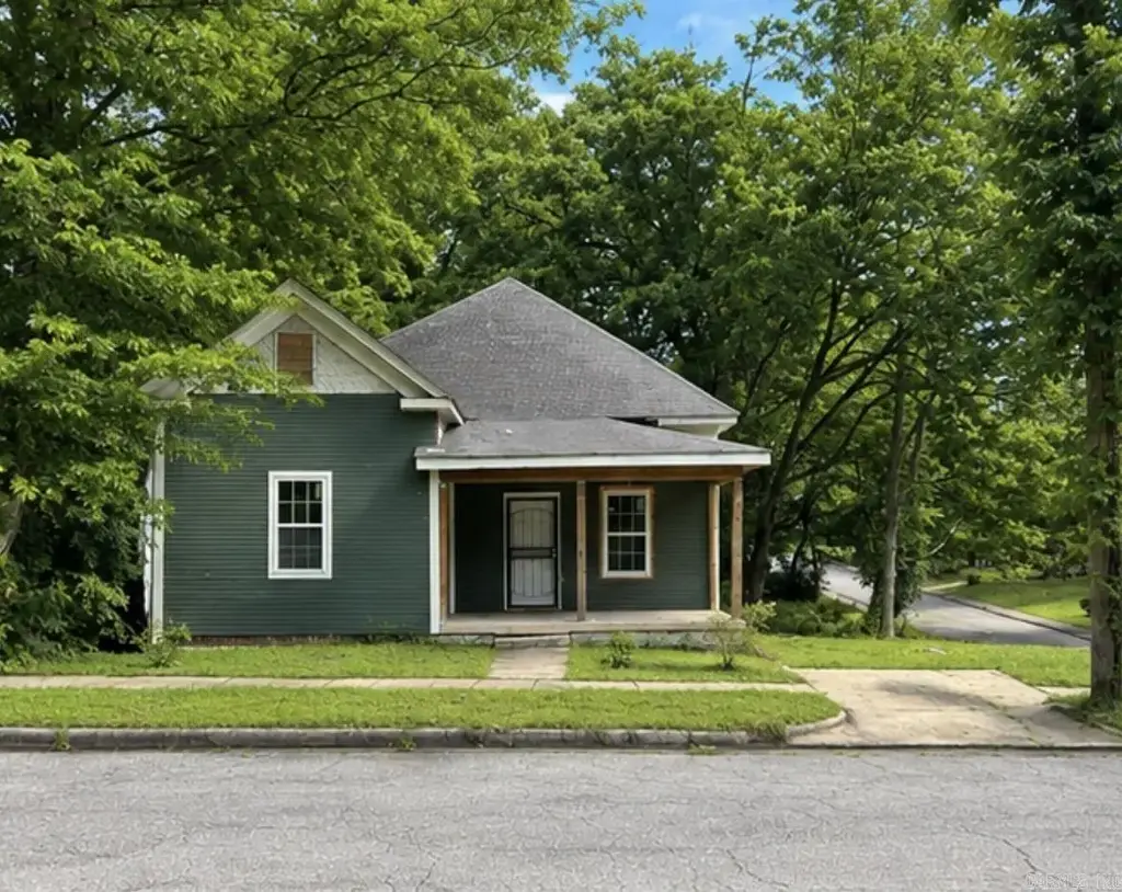 520 E Charles Bussey Ave, Little Rock