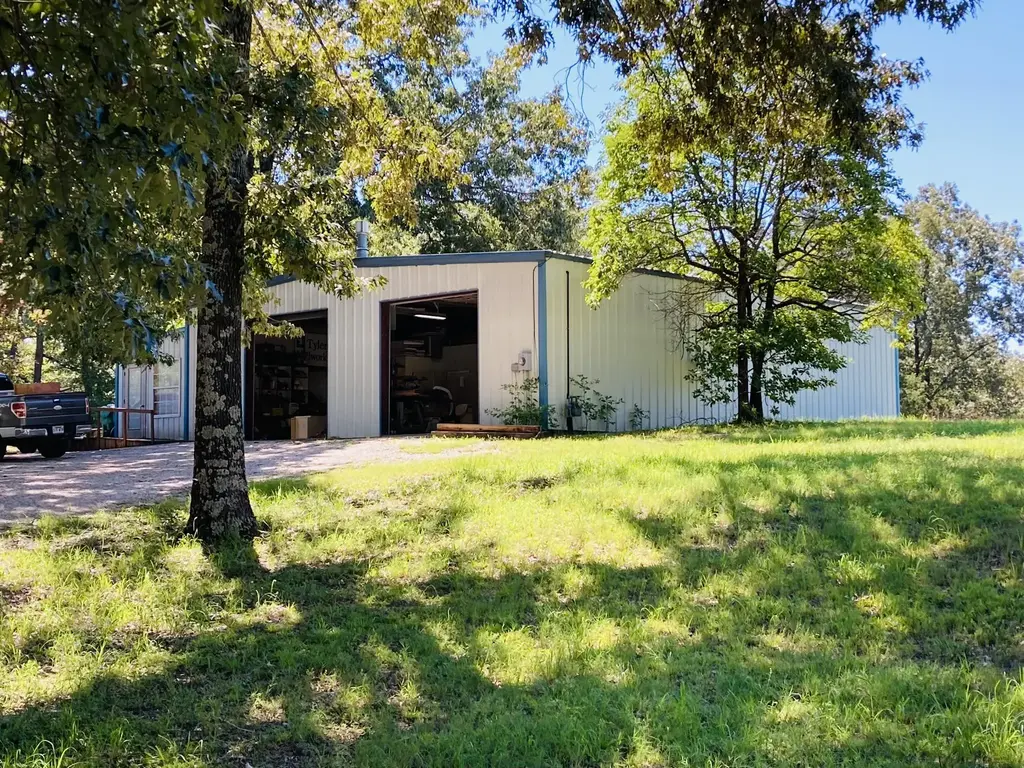 2682 Highway 56, Calico Rock