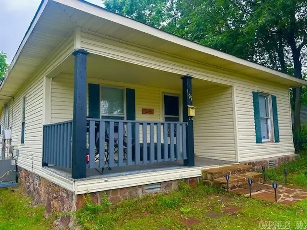 105 W Clinton St, Heber Springs