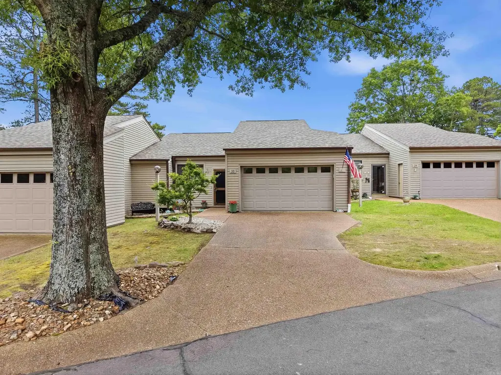601 Woodlawn Dr #30, Fairfield Bay