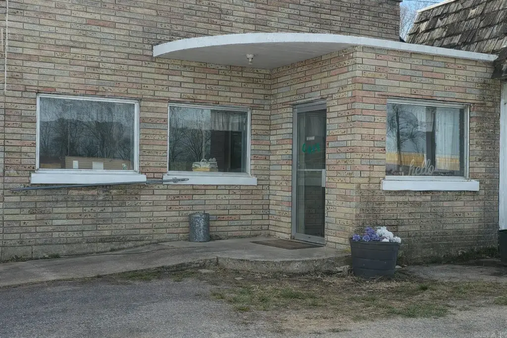 14 Main Street, Lead Hill