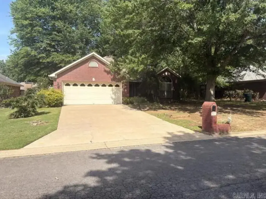 2125 Sprucewood Drive, Conway