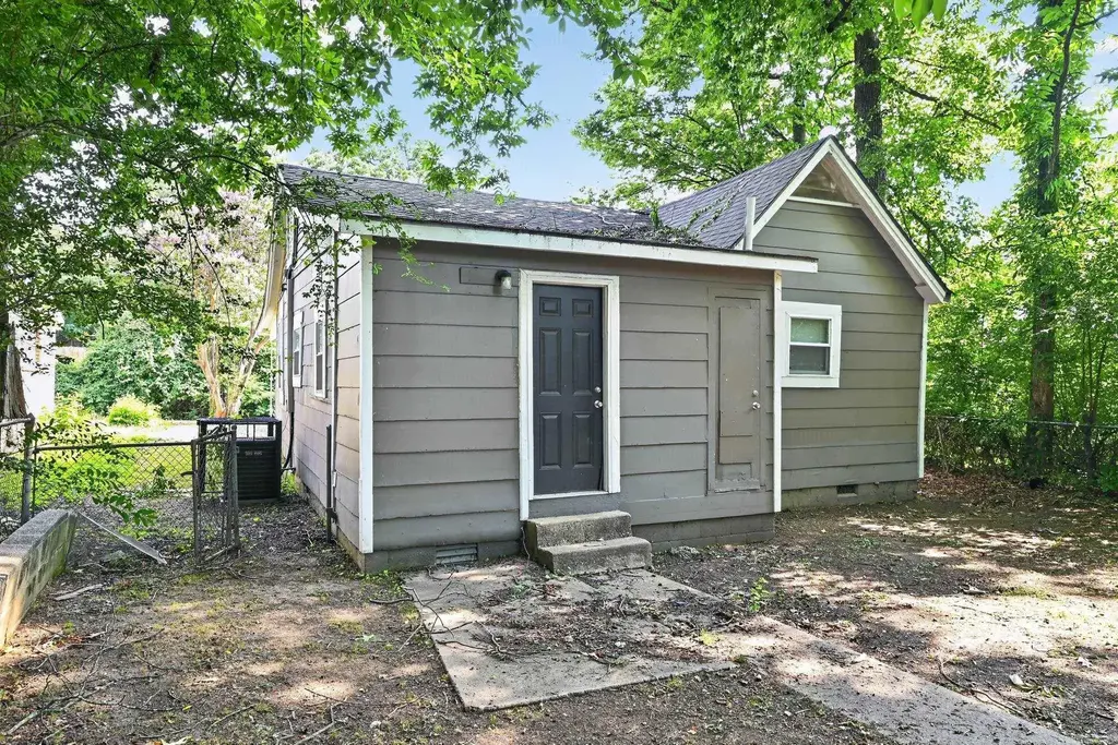 5105 W 28th Street, Little Rock