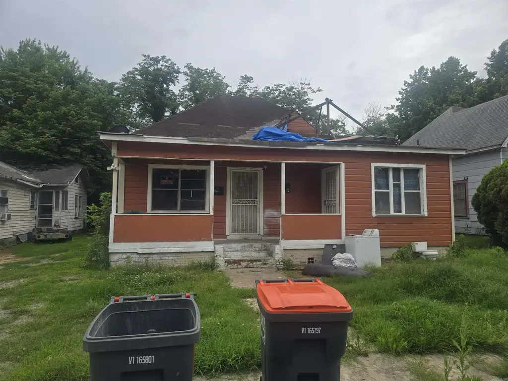 2004 E 7th Avenue, Pine Bluff
