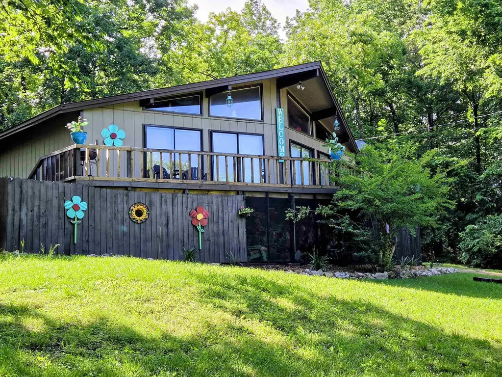 126 Saginaw Circle, Cherokee Village