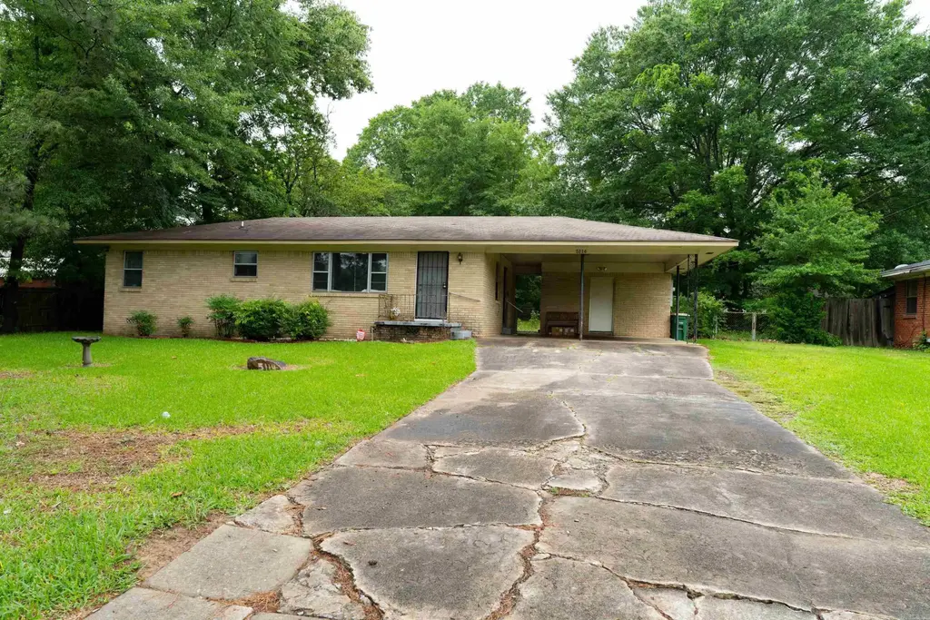 5114 Loetscher Lane, Little Rock