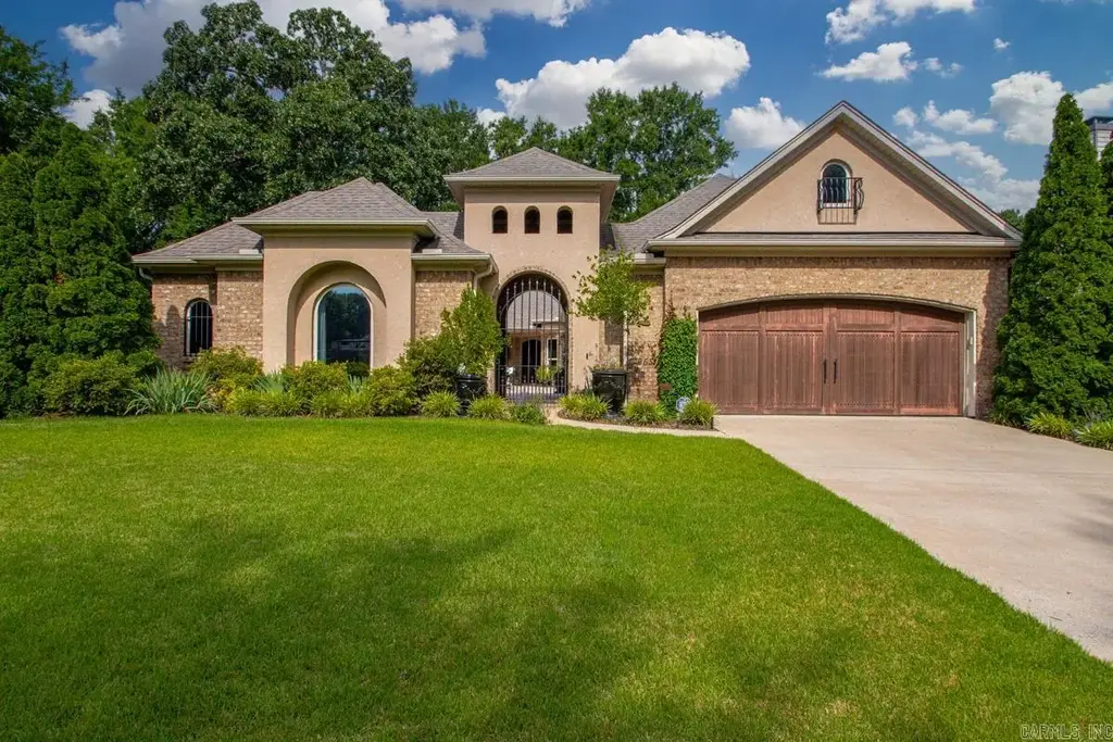 965 Chapel Hill Drive, Conway
