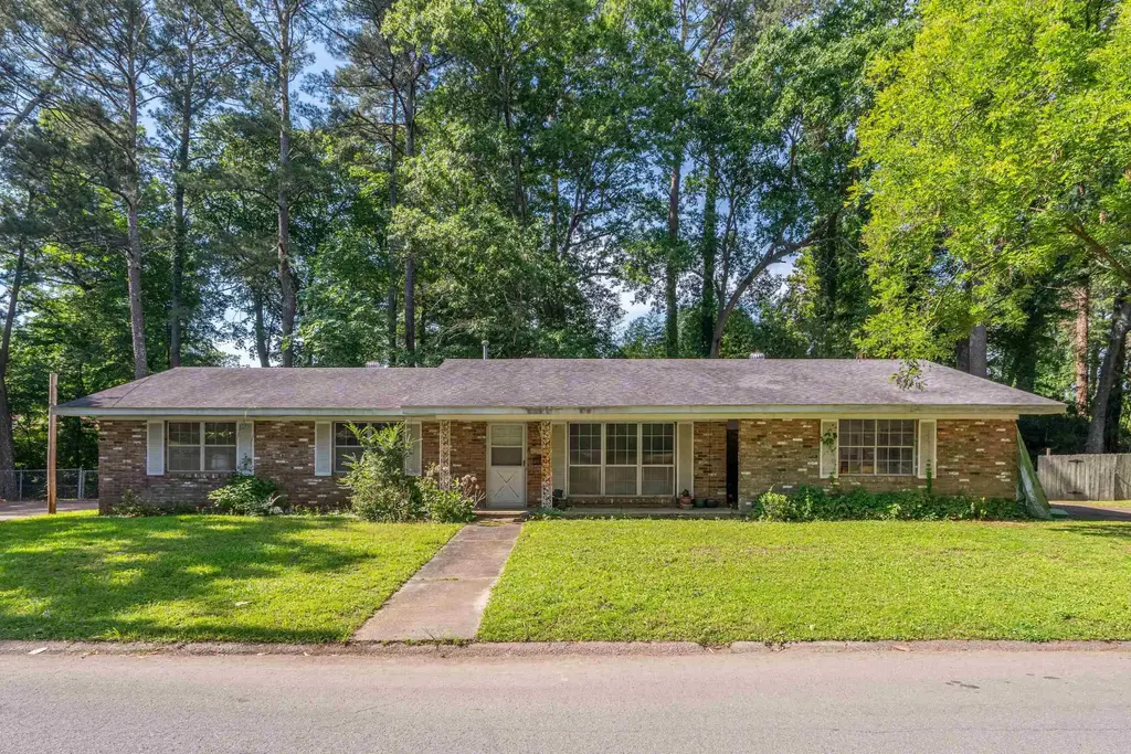 2047 Elaine Circle, Arkadelphia
