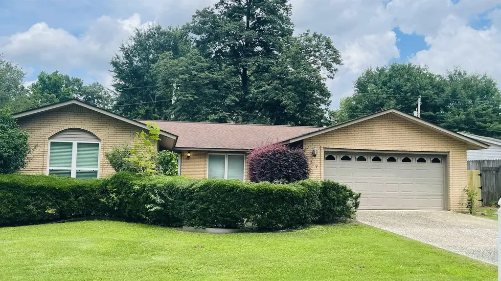 519 Teresa Drive, Benton