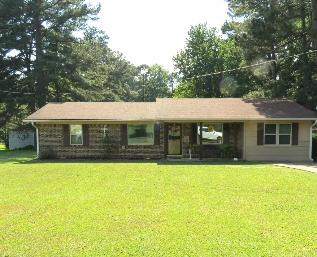 2000 Center Street, Rison