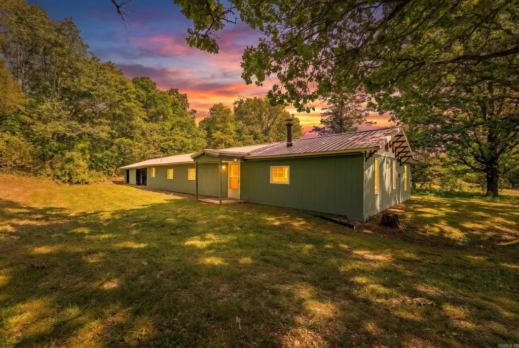 1250 County Road 405, Alton