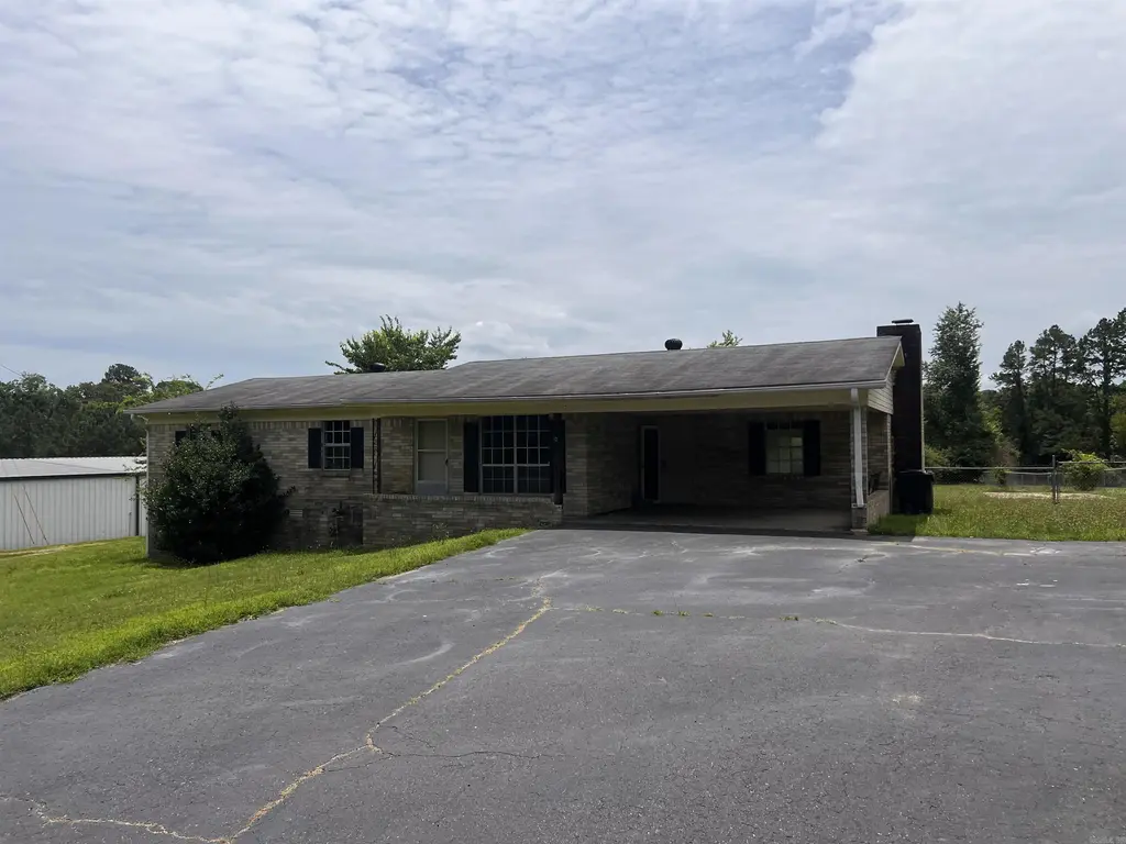 2950 Spring Street, Hot Springs