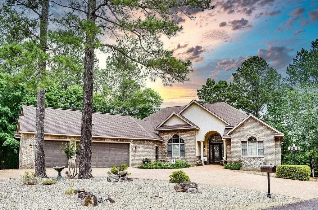 1 Vereda Lane, Hot Springs Village