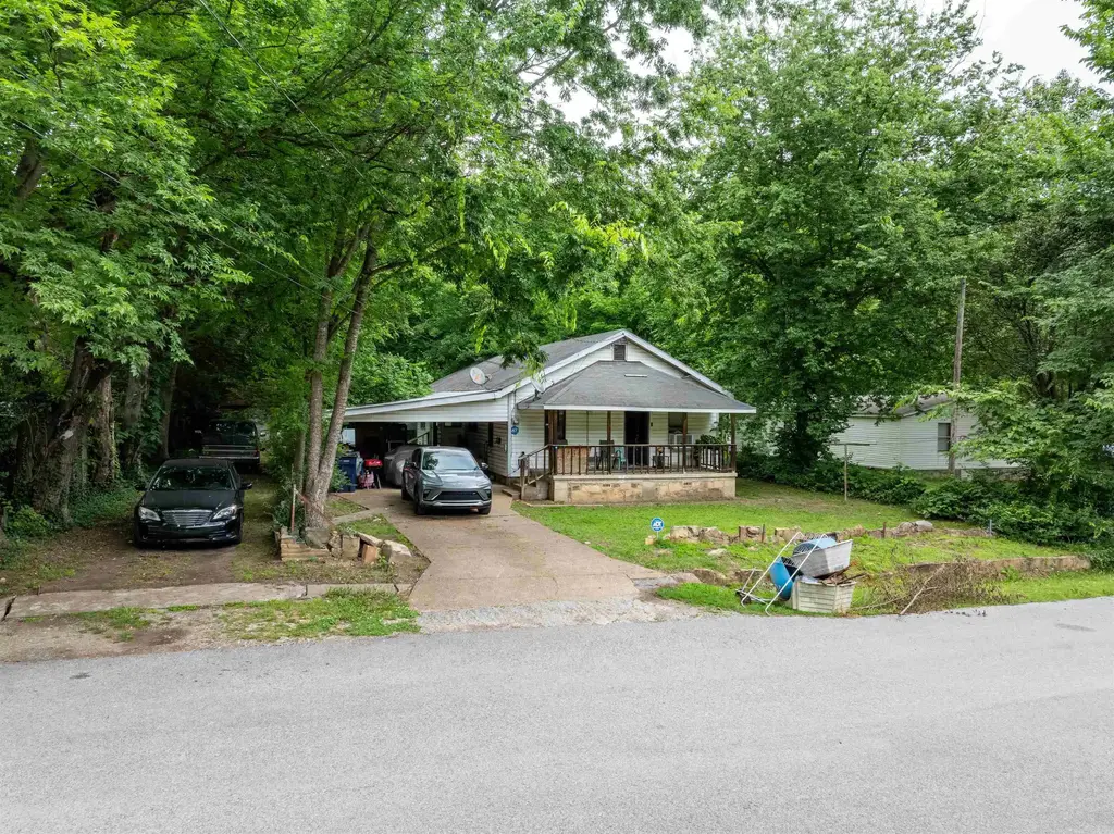 786 Elsie Street, Batesville