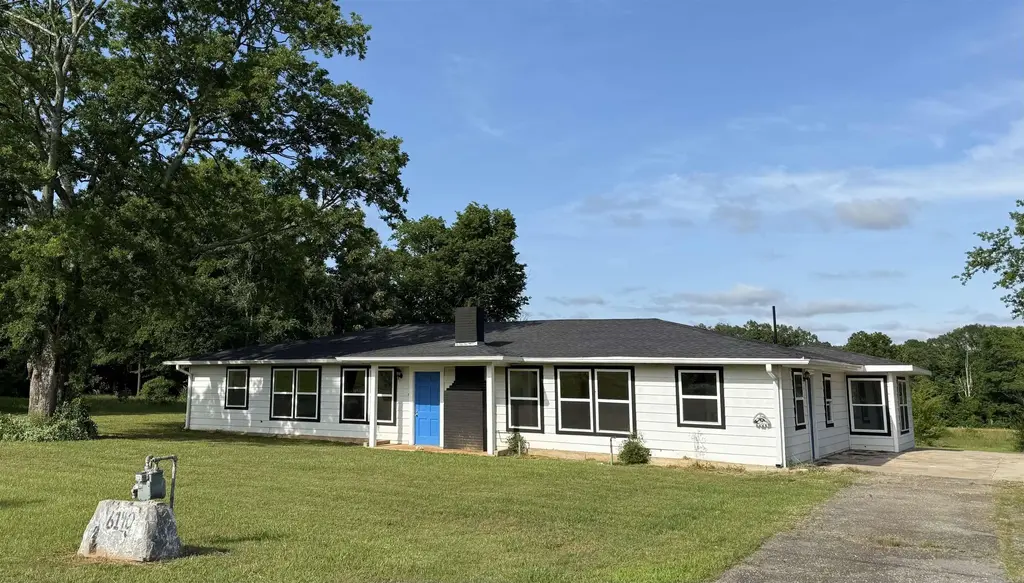 6140 Hwy 167 S, Sheridan