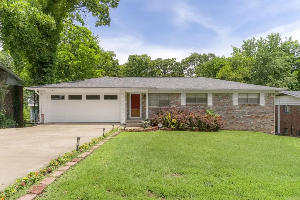 5008 N Vine Street, North Little Rock