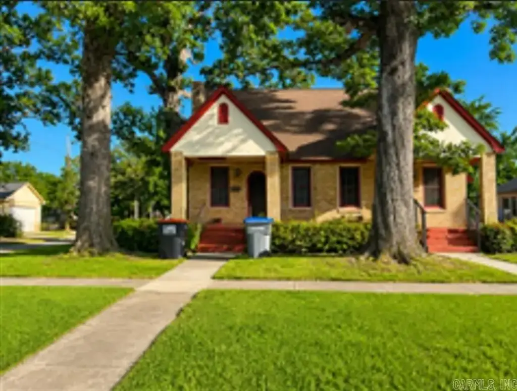 910 And 912 W 13th Avenue, Pine Bluff