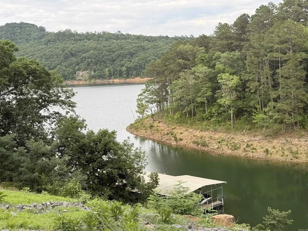 380 Lower Ridge Circle, Edgemont