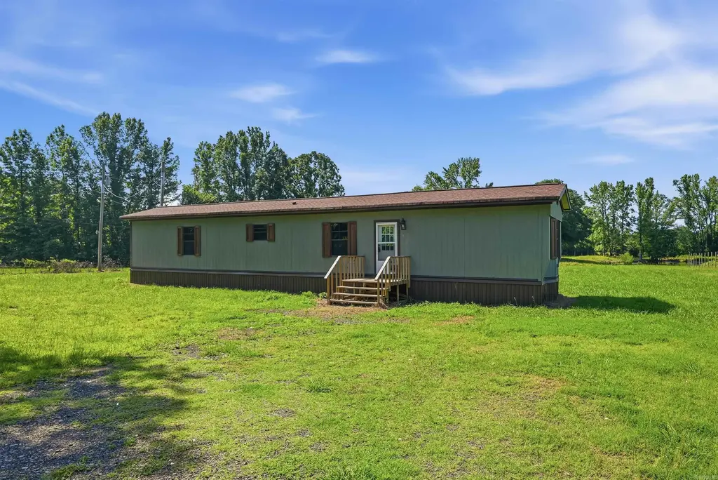 853 Covington Road, Ward
