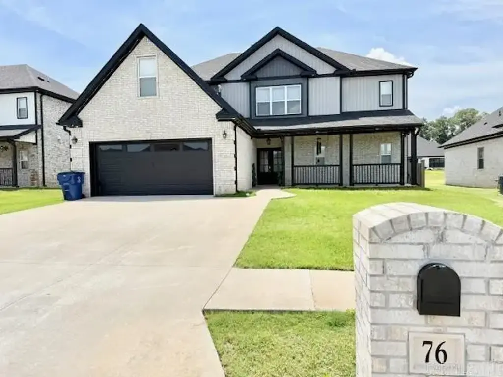 76 Corniche Cove, Maumelle
