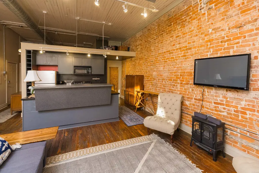 241 S Main, Jonesboro